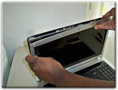 Замена экрана ноутбука Samsung в Краснознаменске